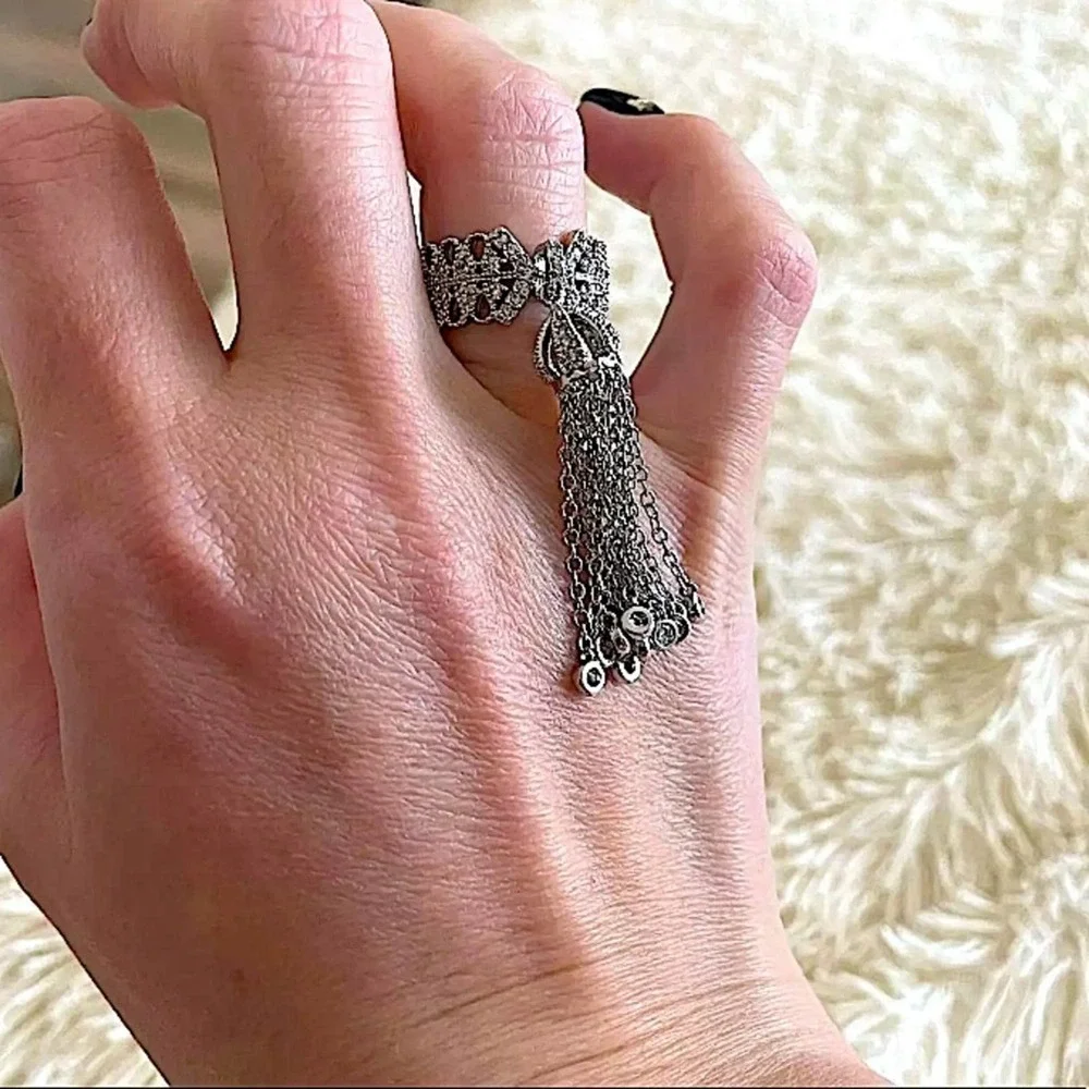NEW WHITE GOLD PLATED CROWN TASSEL ADJUSTABLE RESIZABLE STATEMENT RING